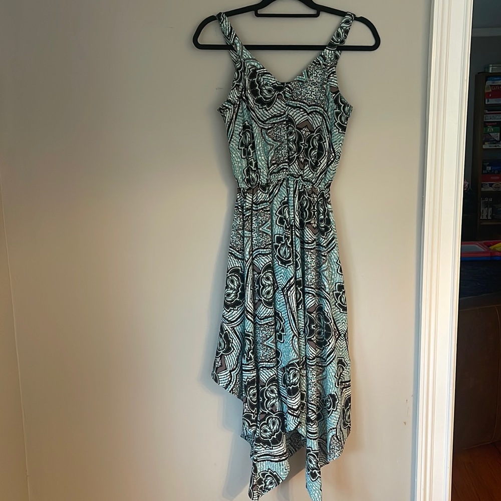 H&M Handkerchief Asymmetrical Dress Size 6 - Picture 2 of 9